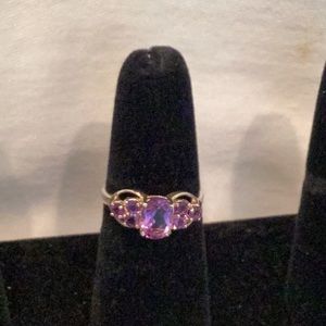 Amethyst ring in925 silver